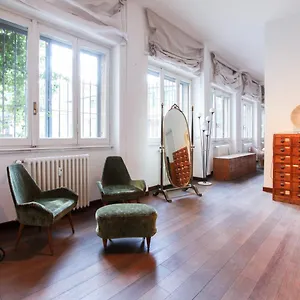 Lovely - Beautiful Loft With Terrace In Porta Romana Milaan
